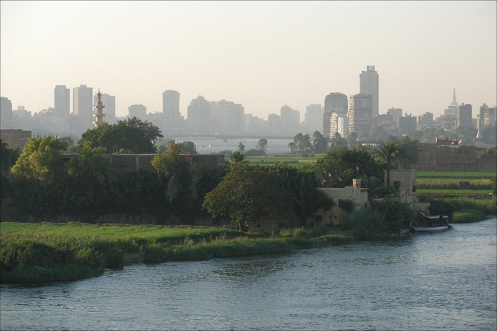 القاهرة — نهر النيل والأفق